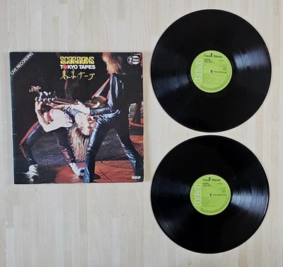 2 DISQUES VINYLE SCORPIONS Tokyo Tapes 1978 CL28331 HARD ROCK TB ETAT - Photo 1/3