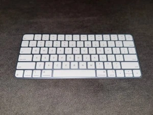 Apple Magic Keyboard - US English M4 iMac Blue - Picture 1 of 4