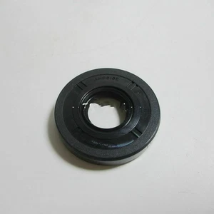1Pcs New For NOK Servo Motor Oil Seal AH0616E - Afbeelding 1 van 2