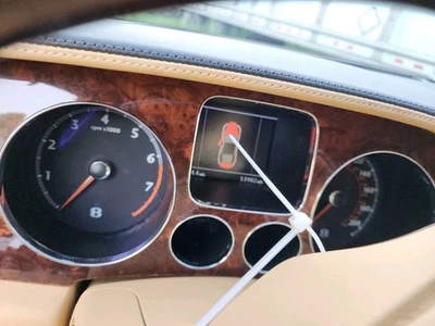 04-13 BENTLEY CONTINENTAL FLY SPUR CUADRO DE INSTRUMENTOS MEDIDOR VELOCÍMETRO OEM Foto 1 de 4