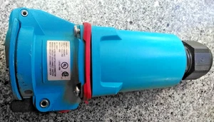 New MELTRIC 63-14047 Receptacle/Connector DSN20 20A 277/480VAC with cord base. - Picture 1 of 13