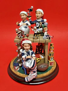 Danbury Mint ~ New England Patriots Santa's Elves Figurine NFL 2001 ~ Box w/ COA - Picture 1 of 20