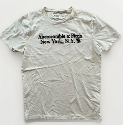 Abercrombie & Fitch Y2K inspo - Camiseta suave A&F - Deletrear - Blanca - Mediana - Difícil de encontrar Foto 1 de 4