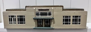 Vintage OO/HO gauge wooden station building rare - Picture 1 of 8