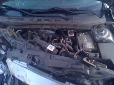 Used Front Right Door Window Regulator Front fits: 2015 Mazda 3 Front Right Grad Foto 1 de 4