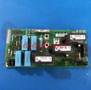 1PCS 175Z2620 Danfoss Frequenzumrichter 175Z1227 DT9 und CSNF141-600 Hall - Picture 1 of 5