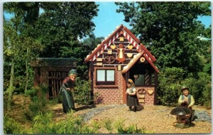 Postal - Hansel & Gretel en Dwarf Village, Tampa, Florida - Imagen 1 de 2