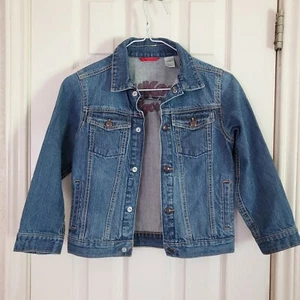 Oshkosh B'Gosh Size 7 Blue Jean Jacket Kids Denim Button Up Long Sleeve Logo - Picture 1 of 4