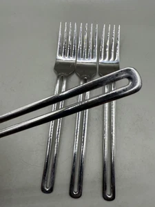 Set of 4 TOWLE NORDIC 18/10 Stainless DINNER FORKS Fork Indonesia Flatware - Picture 1 of 12