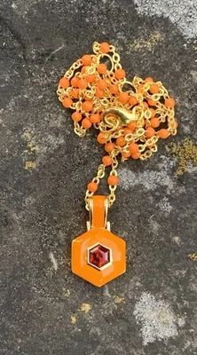 Collar Chakra Energía Aura Naranja Inspirado en el Asombro 14 Kt Oro Amarillo Vermeil Granate Foto 1 de 4