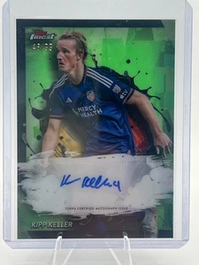 2024 Topps Finest MLS Calcio Kipp Keller Verde Neon Rifrattore Auto /99 - Foto 1 di 2