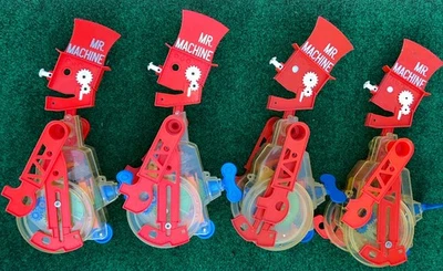 4 robots de juguete vintage MR. MACHINE Ideal Toy Co 1977 cuerda caminar y silbar Foto 1 de 4