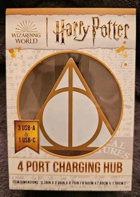 Harry Potter Hub de Carga de 4 Puertos Reliquias de la Muerte - 3 Puertos USB-A 1 USB-C - Nuevo Foto 1 de 2