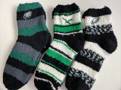 3 PAIR SET! Philadelphia Eagles FBF Women’s Cozy Fuzzy Sleep Socks. OSFM (FZ4) Cover