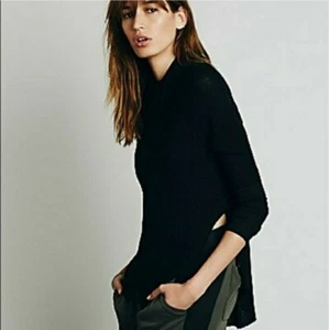 Free People KRISTINA MAGLIA GOCCIOLANTE TERMICA finto collo waffle tunica S - Foto 1 di 3