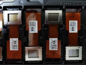 1 pz proiettore LCD LCX080A - Foto 1 di 2