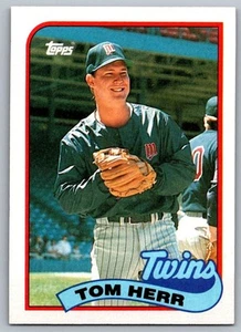 1989 Topps Tom Herr Minnesota Twins #709 - Picture 1 of 2