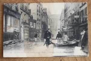 AK CP Überschwemmungen Paris Crue Seine 1910 Rettung Place Maubert - Bild 1 von 2