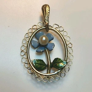 Vintage Emaille Anhänger Vergissmeinnicht Perle goldfarben Metall filigraner Rahmen 1" - Bild 1 von 6