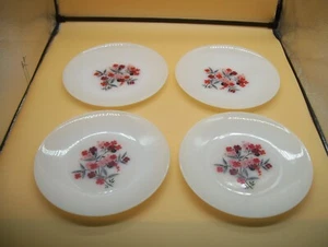 Fire King Primrose Pattern 9" Dinner Plate X4 Milk Glass - Picture 1 of 8