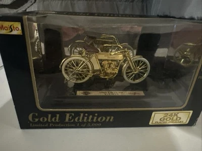 Maisto Harley Davidson Gold Edition Die Cast 24k Motorcycle 1:18 in Sealed Box - Image 1 of 4