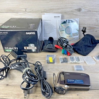 Sanyo Xacti VPC-HD700 Camera Recorder Camcorder Digital Movie 720p HD Charger - Image 1 of 4