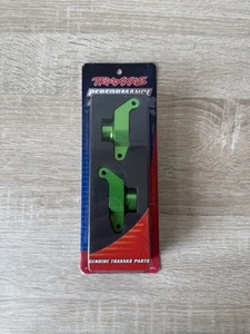 Traxxas 1/10 Maxx Monster Truck * Aluminum Stub Axle Carriers, Green * 8952G - Picture 1 of 2