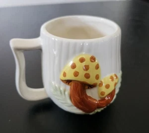 Vintage Arnel's Pottery ceramic mushroom coffee mugs Inglewood Cup - Picture 1 of 6
