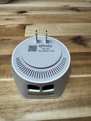 Xfinity X-Fi Pod 2nd Gen WiFi Extender (Model XE2-SG) Model B3A - Image 1 of 2