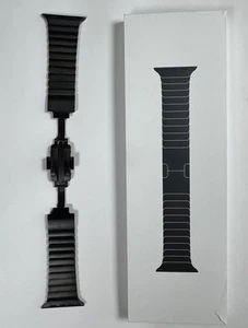 Apple Watch Space Black Link Bracelet 42MM Compatible W/ 44MM 45MM 46MM 49MM - Photo 1 sur 3