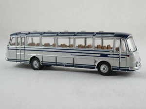Brekina 1/87 HO Scale 1965-1967 Kassbohrer Setra S 12 Bus Starline Sapphire Blue - Picture 1 of 12