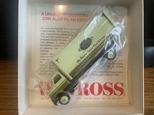 WINROSS 1/64 DEL-WOOD KITCHENS INTERNATIONAL DELIVERY TRUCK NIB MADE USA RARE HF - Picture 1 of 7