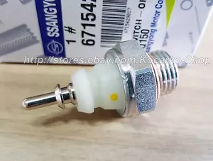 Oil Pressure Switch Ssangyong Korando Sports Korando C Rexton W D20R #6715429017 - Picture 1 of 4