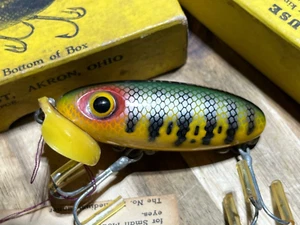 Esca da pesca vintage Jitterbug in plastica con labbra (24032) - Foto 1 di 11