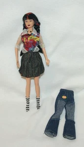 Muñeca Barbie Generación Niñas Fiesta de Baile MARI - Imagen 1 de 3