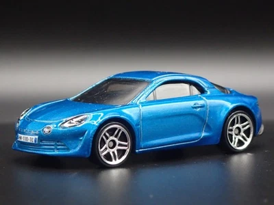 2017-2025 Alpine A110 Blue 1:64 Scale Collectible Diorama Diecast Vettura - Immagine 1 di 4