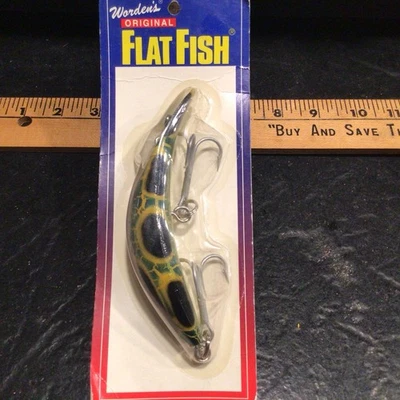 Vintage Worden’s Flatfish Fishing Lure Frog T50 New Sealed 2 Trebles Flat Fish - Image 1 of 4