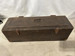 Antique Wooden Apothecary / Doctor’s Medical Chest w/Bottles & Vials - 1890–1920 - Picture 1 of 24