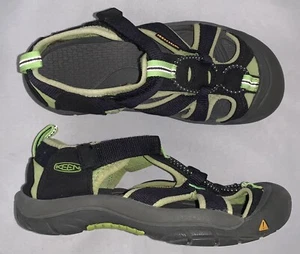Girls KEEN Black & Green Waterproof Sport Sandals ~ US 2 / UK 1 / EU 34 / 21 cm - Picture 1 of 7