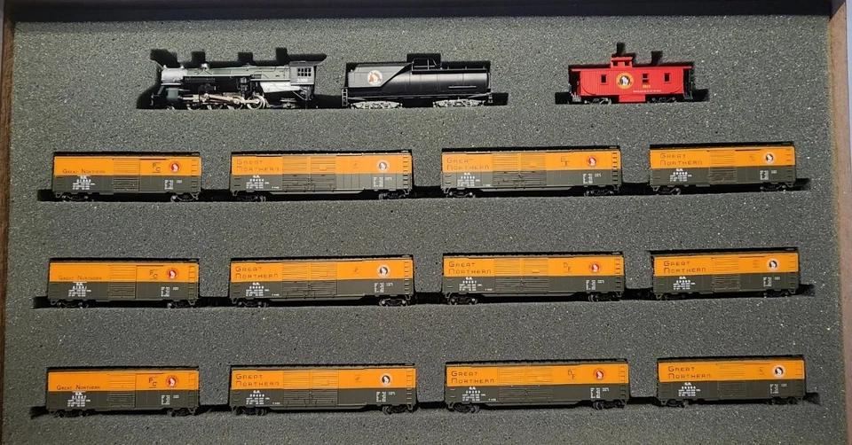 Con-Cor N Scale Special Merchandise "Loader Cars" Basic Set Great Northern #8518 - Image 1 of 4