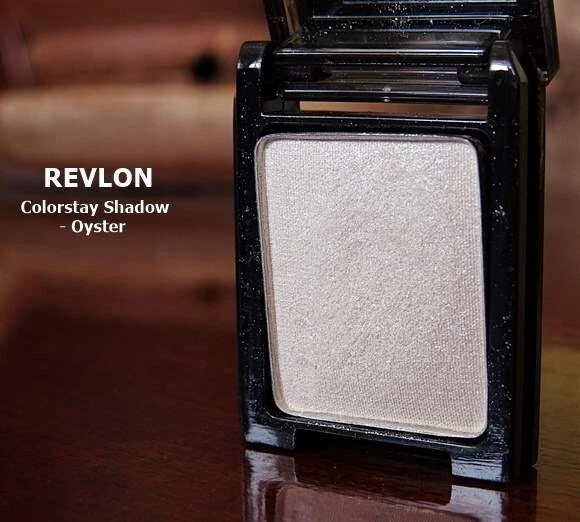 REVLON COLORSTAY SHADOWLINKS EYE SHADOW - 020 OYSTER - Image 1 of 1