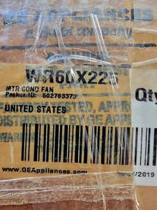 BRAND NEW OEM GE Fridge Condensor Fan Motor WR60X225 (PS304765) - Picture 1 of 5