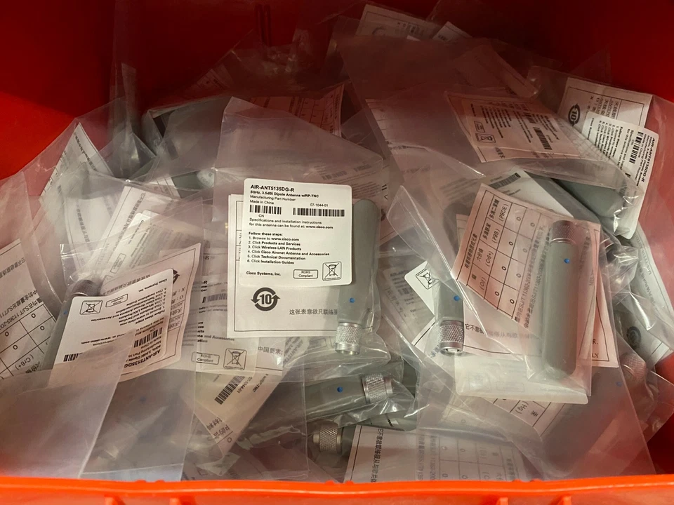 Cisco Aironet AIR-ANT5135DG-R 3.5-dBi Dipole Antenna Factory Sealed - Image 1 of 1