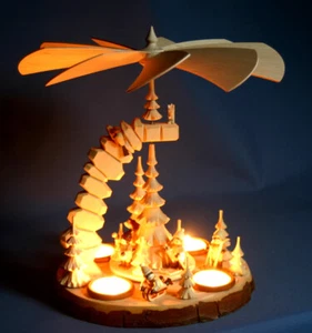 Teelicht Pyramide 32cm Hand - geschnitzt 5 Winterkinder Erzgebirge Schnitzerei - Bild 1 von 8