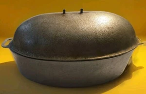 Oval Hammercaft Club Heavy Aluminum Roaster Oven - 16” x 10" x 4 3/4". - Picture 1 of 6