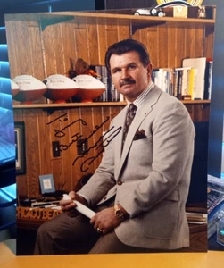 Mike Ditka Autographed Chicago Bears 8x10 Color Photo - Picture 1 of 2