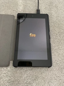 Kindle Fire HD6 4th Generation With Pink Case bundle - Picture 1 of 3