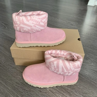 UGG CLASSIC MINI JERSEY STRIPE SUEDE SHEEPSKIN ANKLE BOOTS BLUSH SIZE US 7 WOMEN - Image 1 of 4