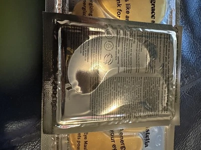GRACE & STELLA Gold Eye Mask Anti Wrinkle Energizing 3 Pairs Under Eye Treatment - Image 1 of 4