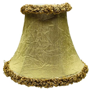 Pantalla de lámpara con clip vintage en muy buen estado, seda arrugada dorada, borde, 5 1/2" T x 6" D, 1 de 3 - Imagen 1 de 12